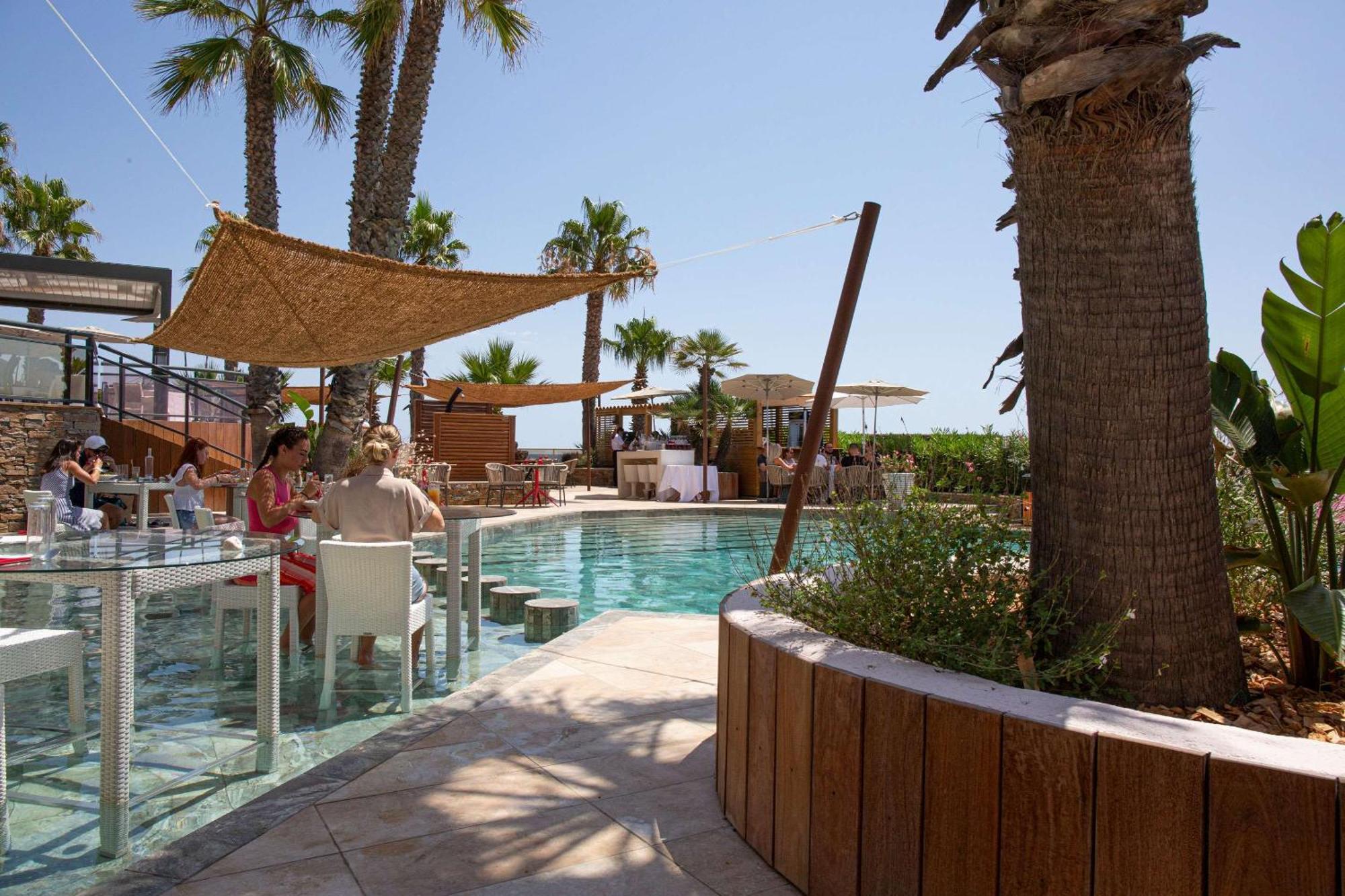 Grand Hotel Les Flamants Roses Thalasso & Spa Canet-en-Roussillon Exterior foto